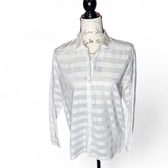 GAP Other - GapClassic White Striped Women’s Shirt Size Small